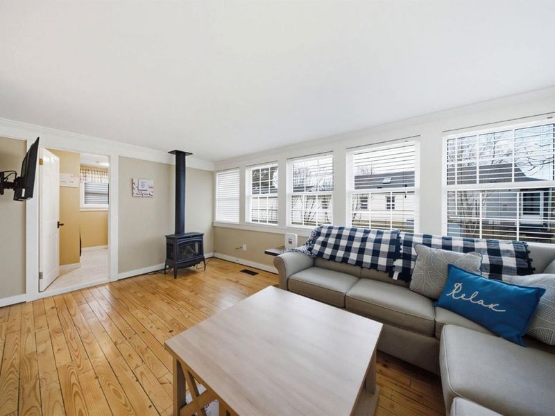 113 W Iroquois Trail, Sandusky, OH 44870 Photo 16