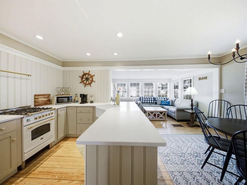 113 W Iroquois Trail, Sandusky, OH 44870 Photo 18