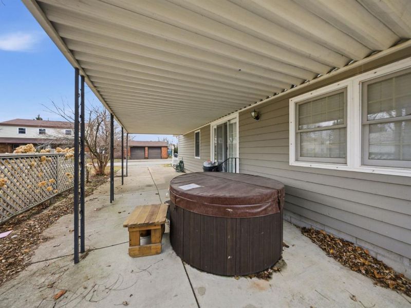 113 W Iroquois Trail, Sandusky, OH 44870 Photo 45