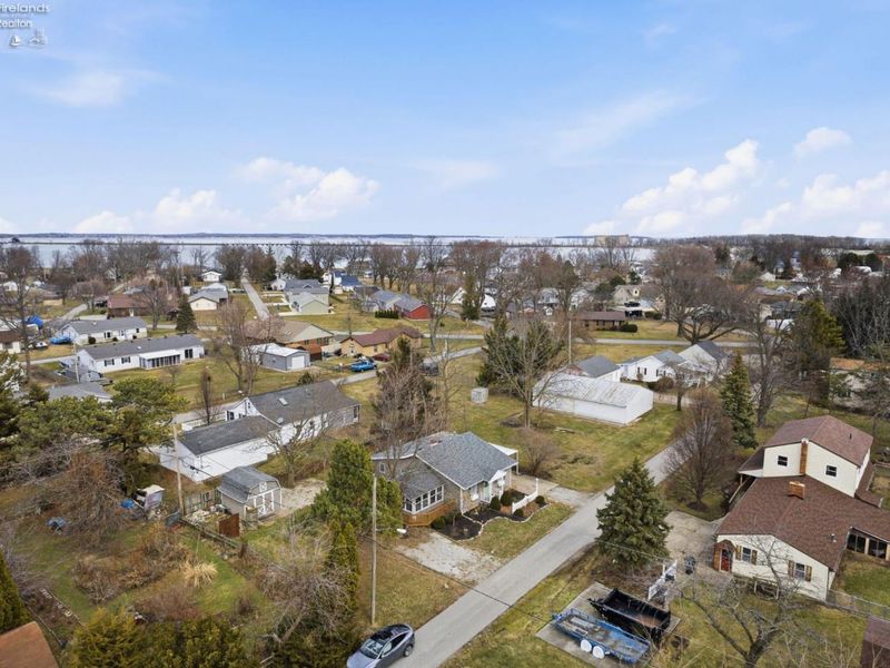 113 W Iroquois Trail, Sandusky, OH 44870 Photo 52