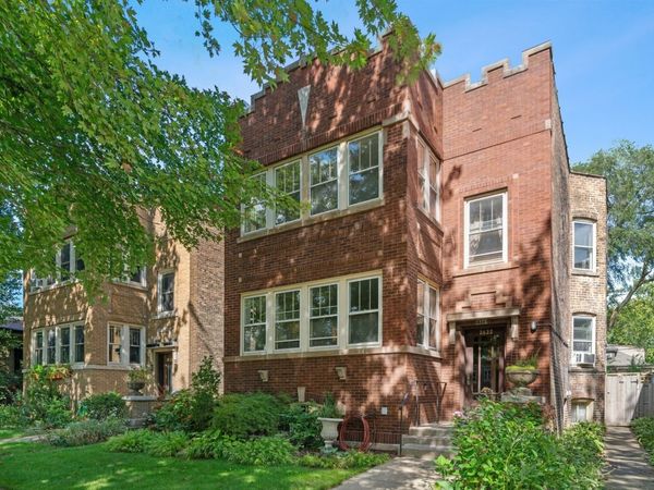 Unit 2, Chicago, IL 60645