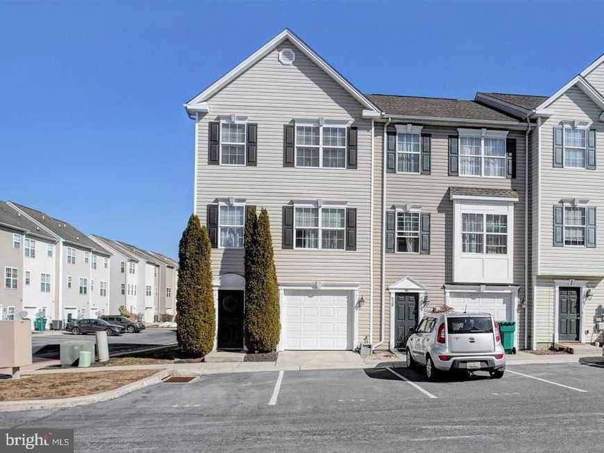 536 S Carlisle Street, Greencastle, PA 17225 Main Photo