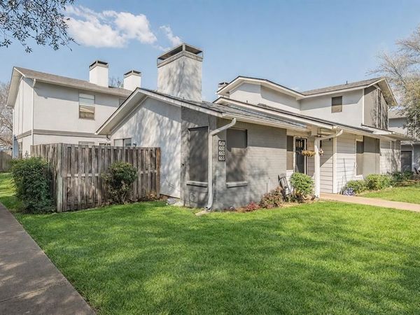 655 Ridgeline Drive, Hurst, TX 76053