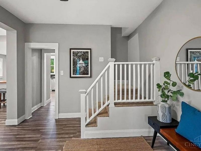 5811 Bramble Avenue, Cincinnati, OH 45227 Photo 2