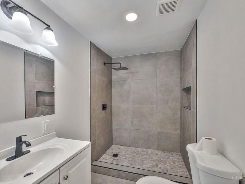 5811 Bramble Avenue, Cincinnati, OH 45227 Photo 26