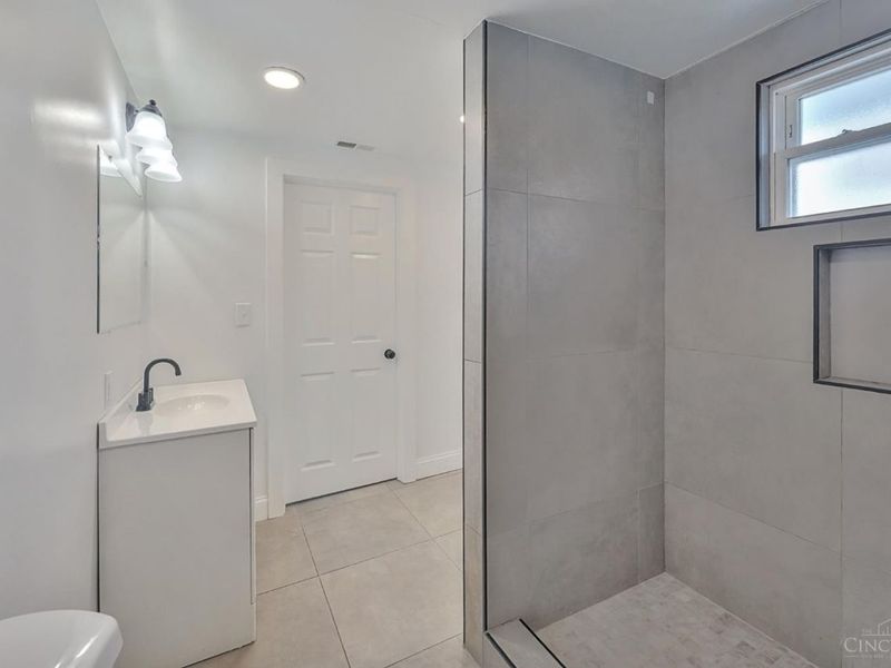 5811 Bramble Avenue, Cincinnati, OH 45227 Photo 29