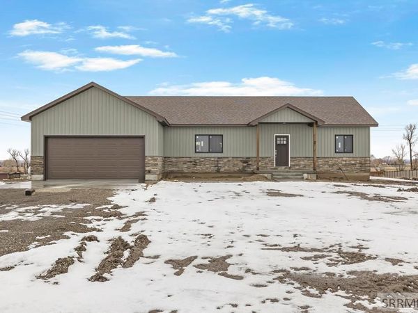 2911 Hackamore Drive, ST ANTHONY, ID 83445