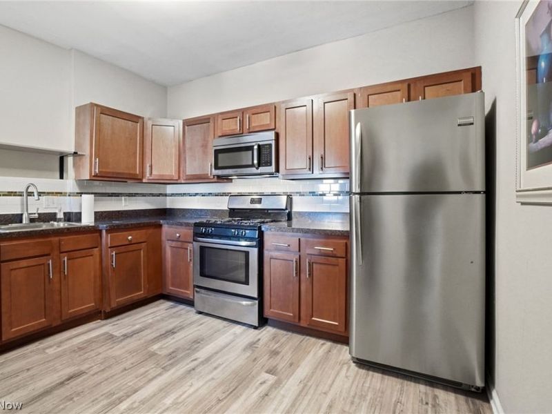 2685 Euclid Heights Boulevard, Unit 2, Cleveland Heights, OH 44106 Photo 16