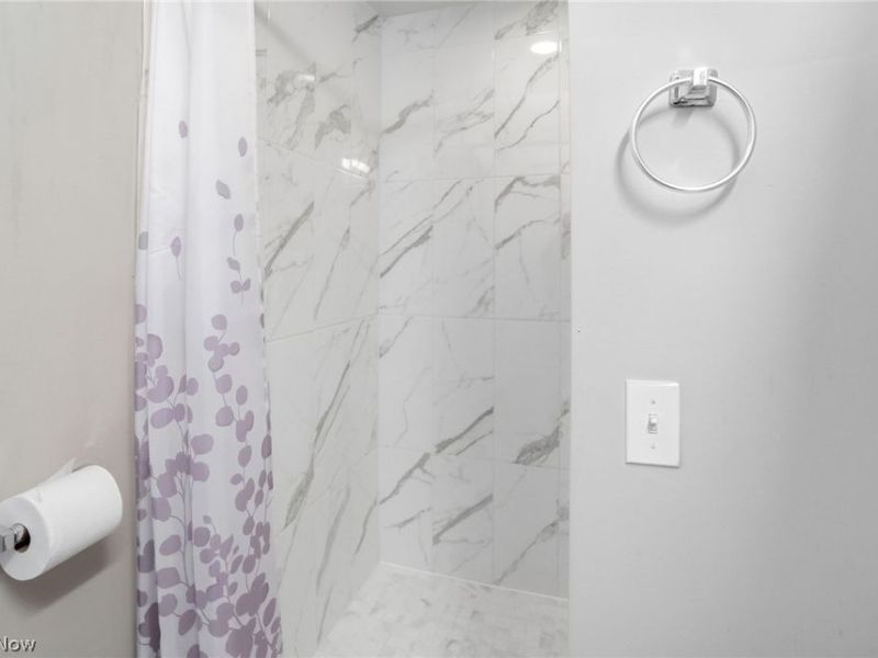 2685 Euclid Heights Boulevard, Unit 2, Cleveland Heights, OH 44106 Photo 22