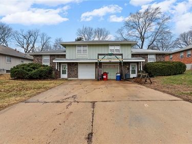 5400 Ditzler Avenue, Raytown, MO 64133