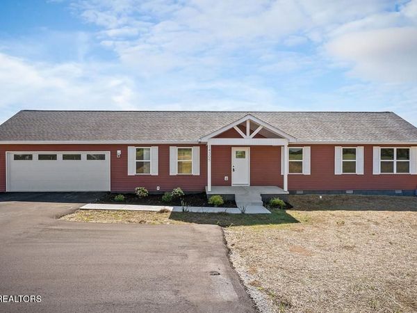 14305 Old Kentucky Rd, Walling, TN 38587