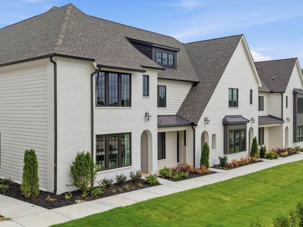 1886 Dawson Circle, Chattanooga, TN 37421