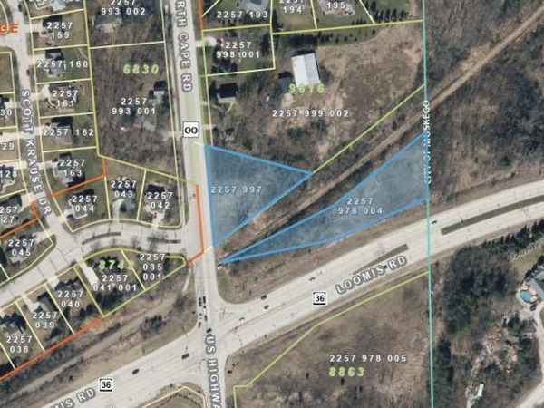 W125S9708 N CAPE ROAD, Muskego, WI 53150