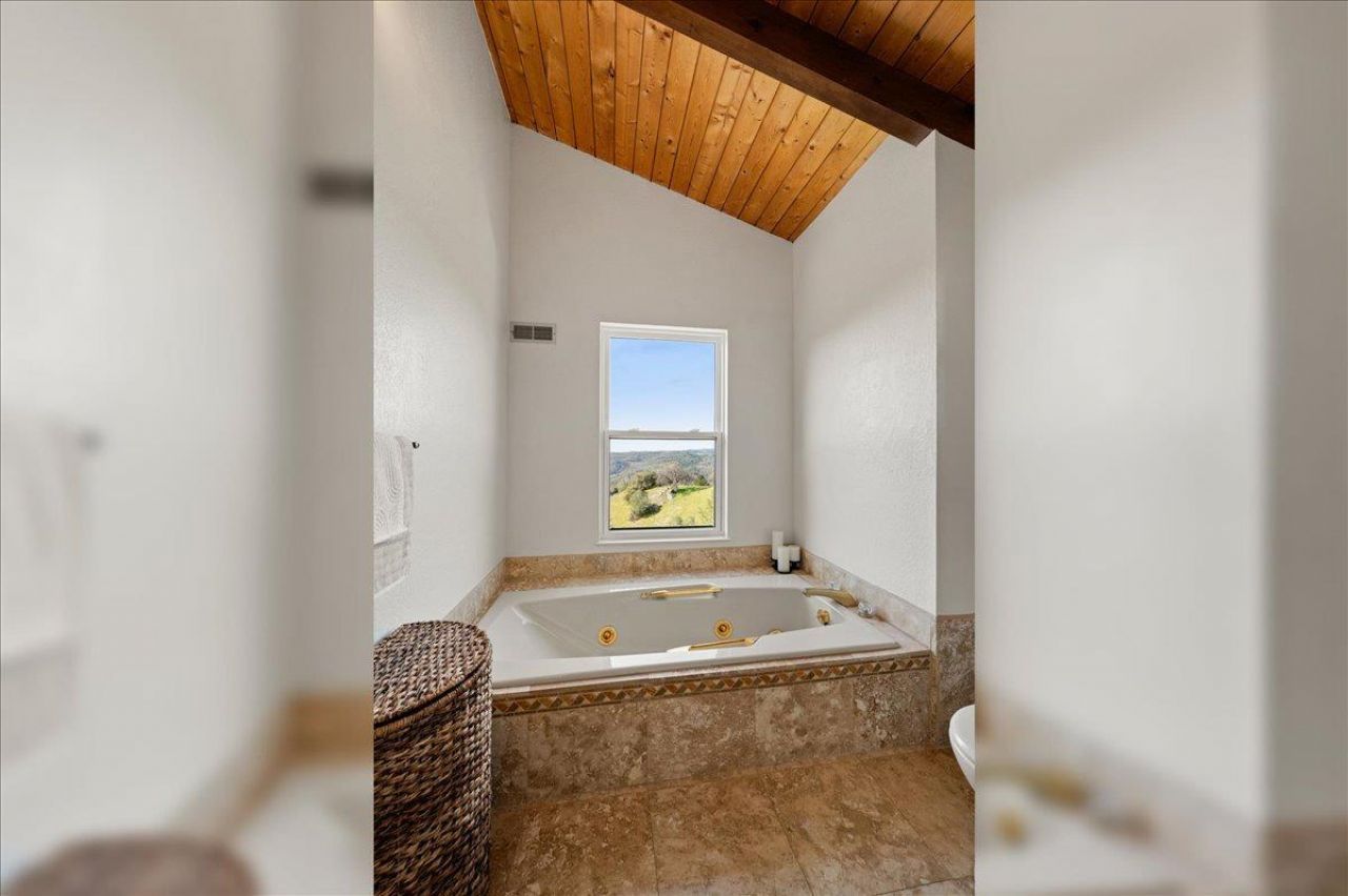 1869 Wild Cat Ct, Cool, CA 95614 Photo