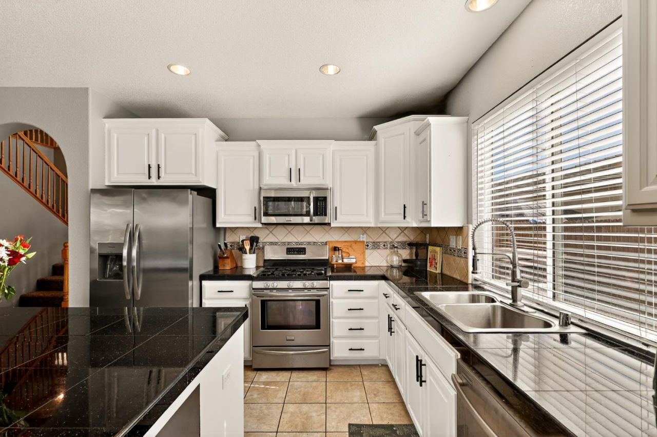 11437 Mirage Dr, Chowchilla, CA 93610 Photo