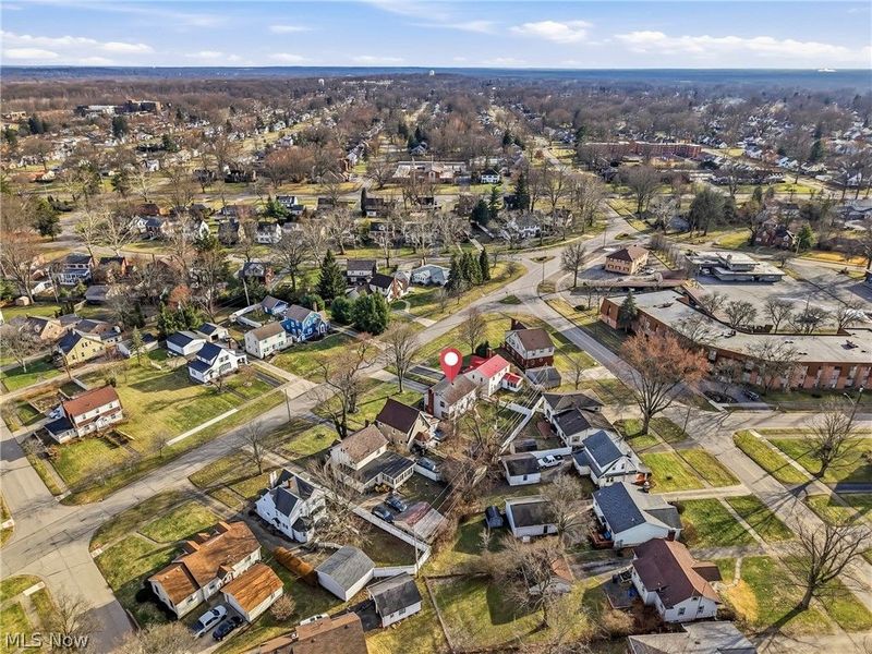 267 Butler Road NE, Warren, OH 44483 Photo 11