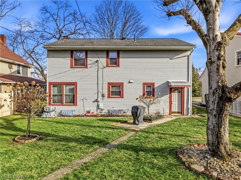 267 Butler Road NE, Warren, OH 44483 Photo 6