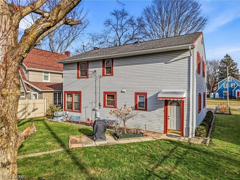 267 Butler Road NE, Warren, OH 44483 Photo 8