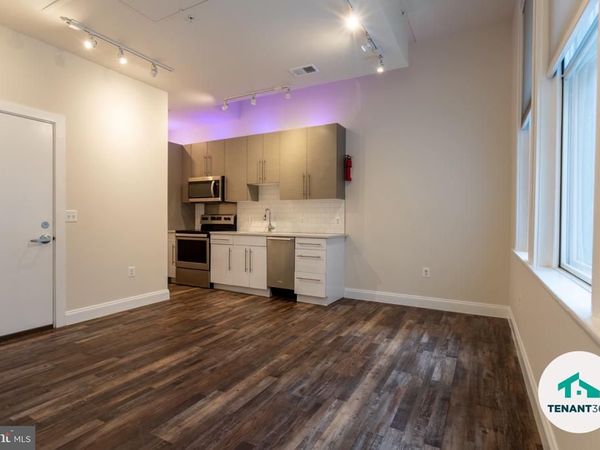 8 E FAYETTE STREET, Unit 201, BALTIMORE, MD 21202
