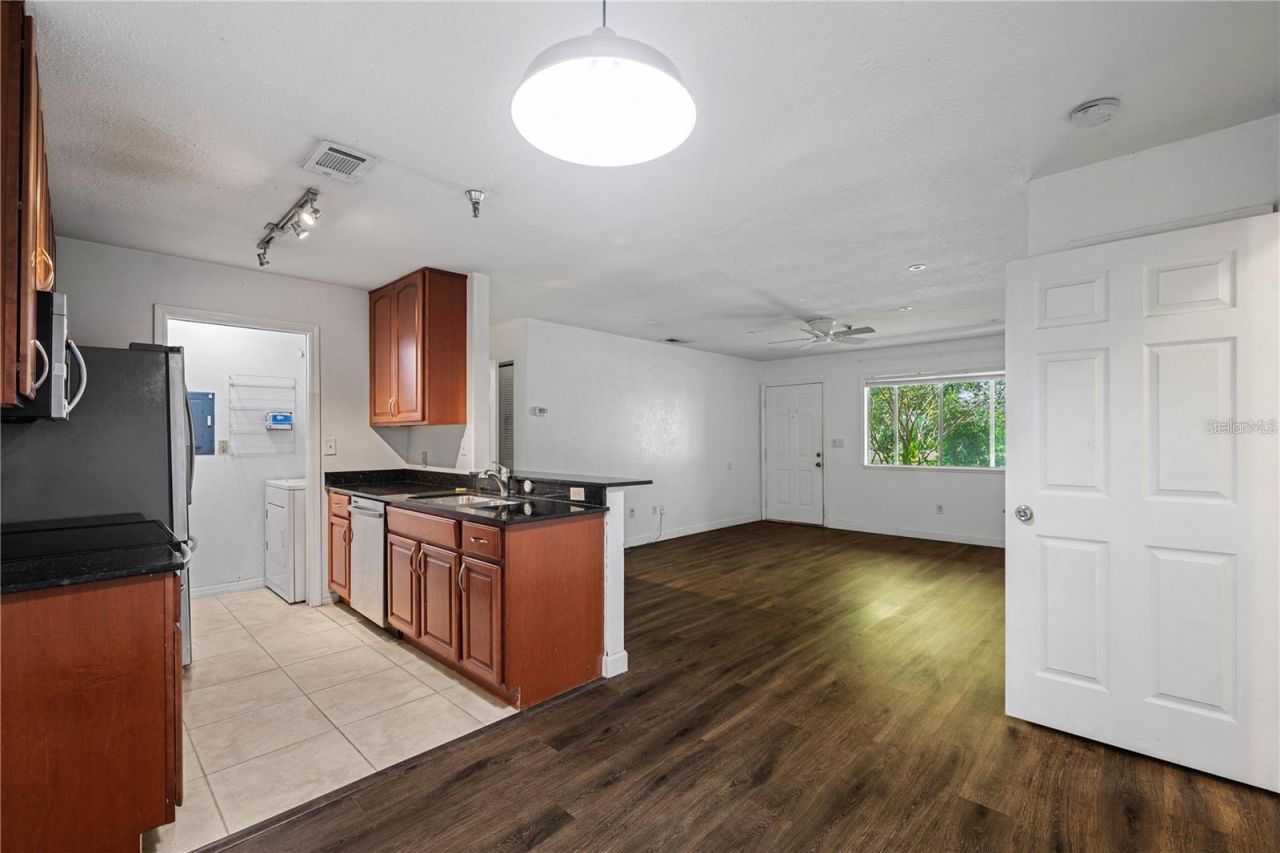 10263 Gandy Boulevard N, Unit 2405, Saint Petersburg, FL 33702 Photo