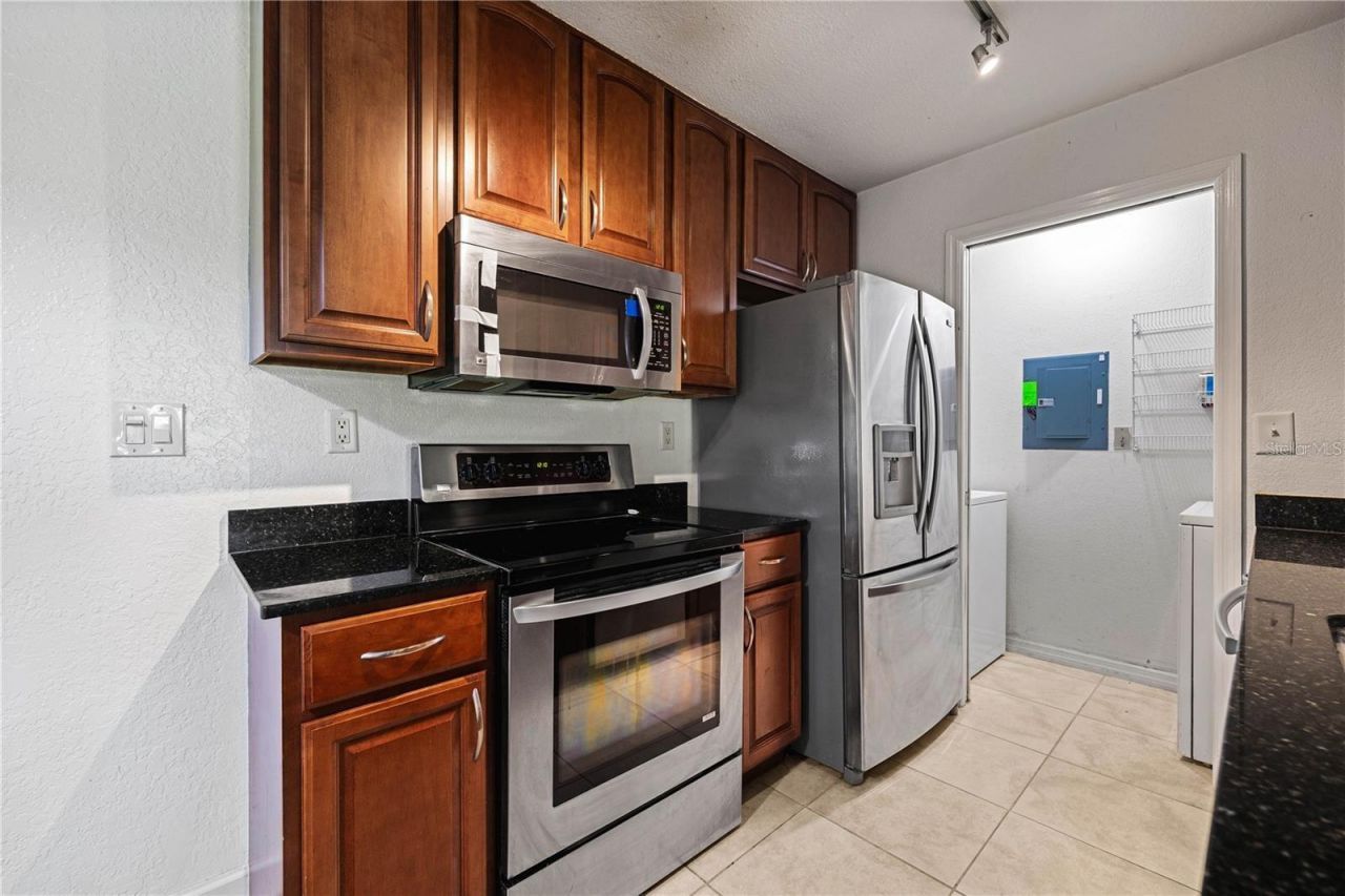 10263 Gandy Boulevard N, Unit 2405, Saint Petersburg, FL 33702 Photo