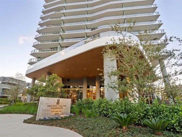 3015 S YSABELLA AVENUE , Unit 2602, TAMPA, FL 33629