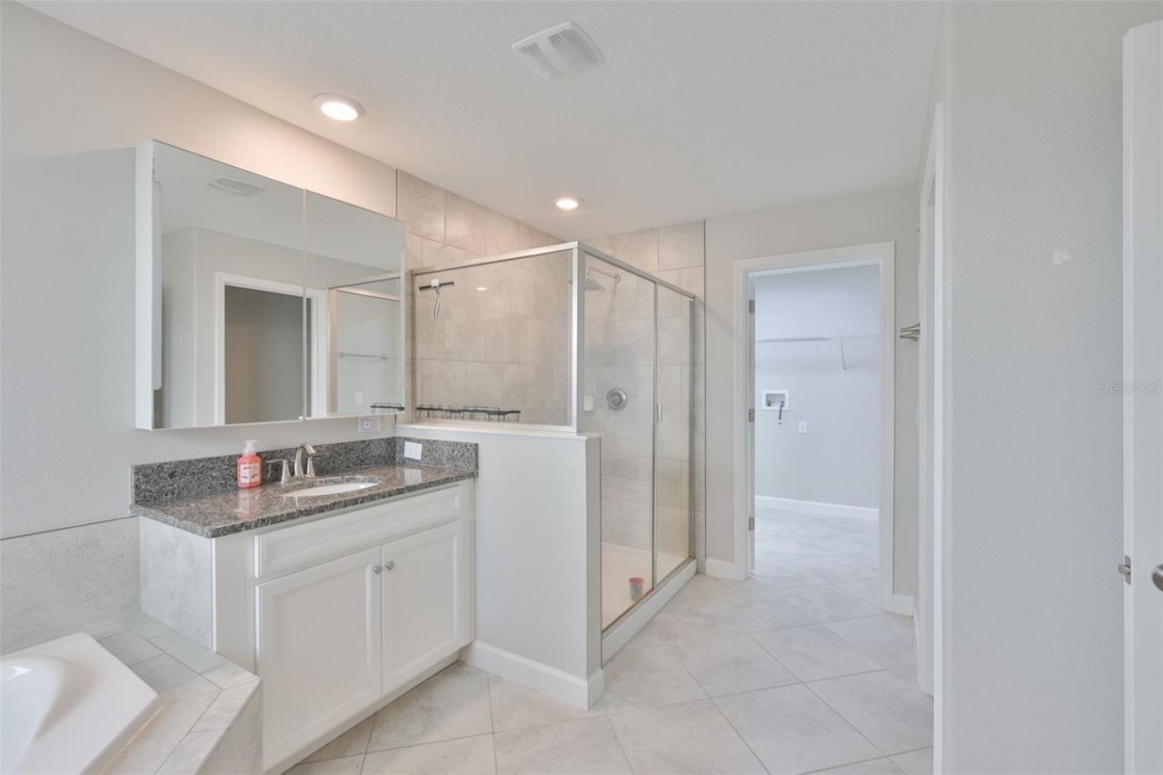 11454 Freshwater Ridge Drive , Riverview, FL 33569 Photo