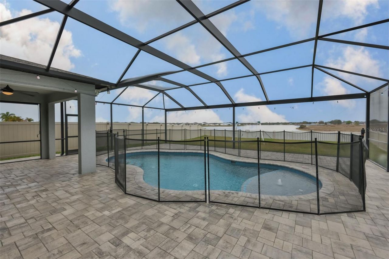 11454 Freshwater Ridge Drive , Riverview, FL 33569 Photo