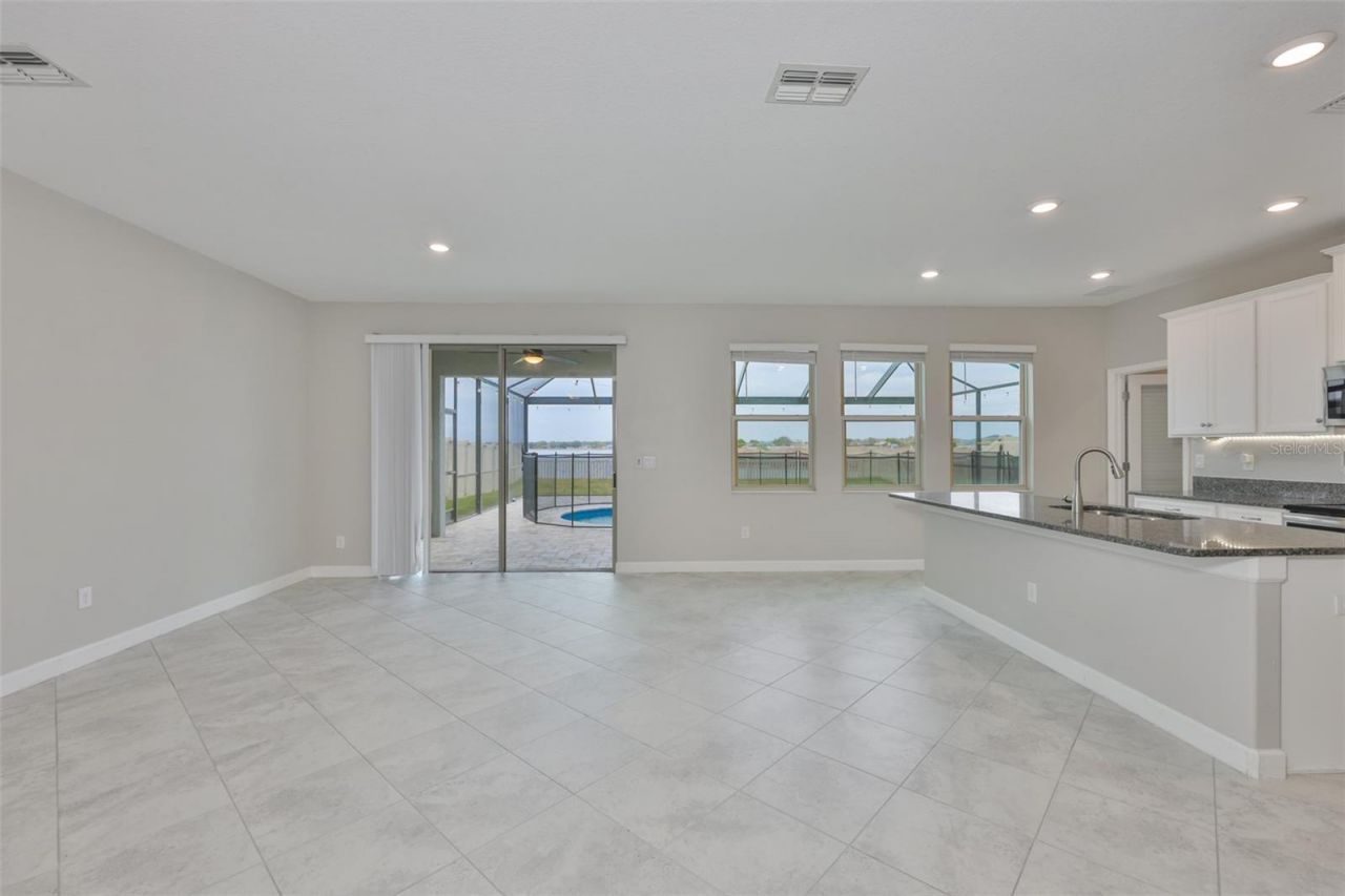 11454 Freshwater Ridge Drive , Riverview, FL 33569 Photo