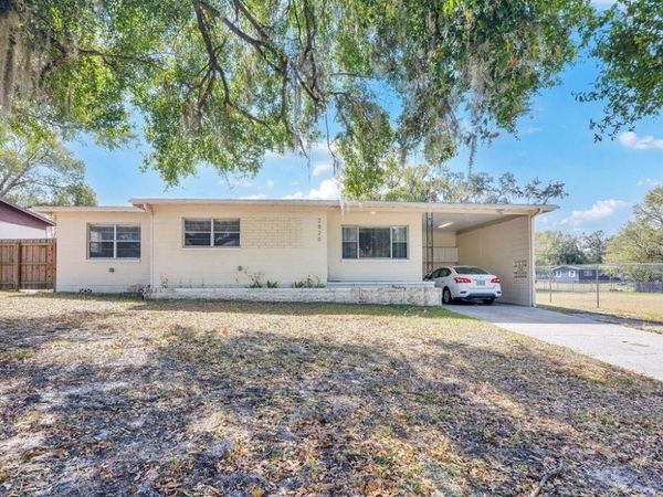 2820 DRAKE DRIVE , ORLANDO, FL 32810