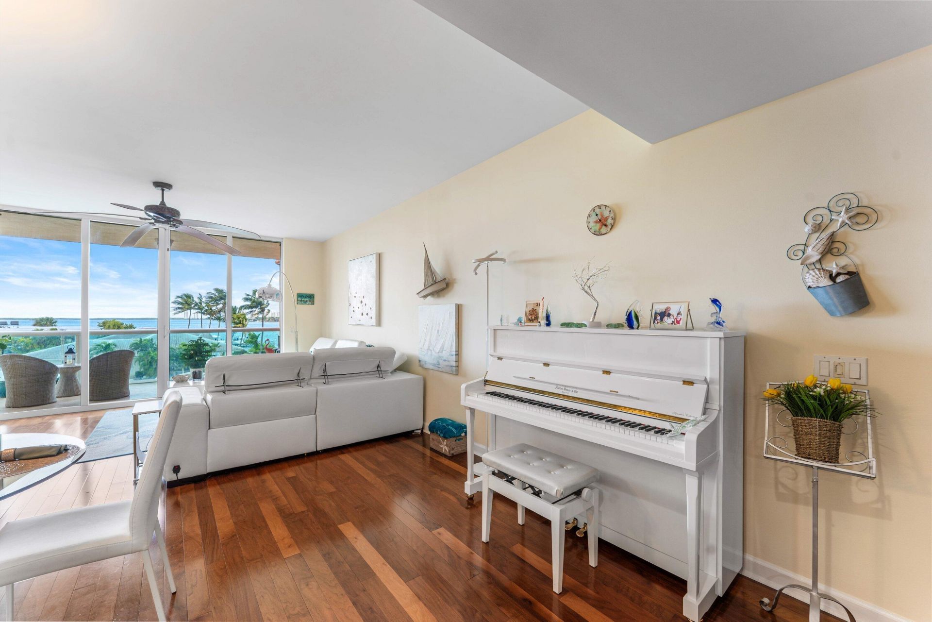 2650 Lake Shore Drive, Unit 301, Riviera Beach, FL 33404 Photo