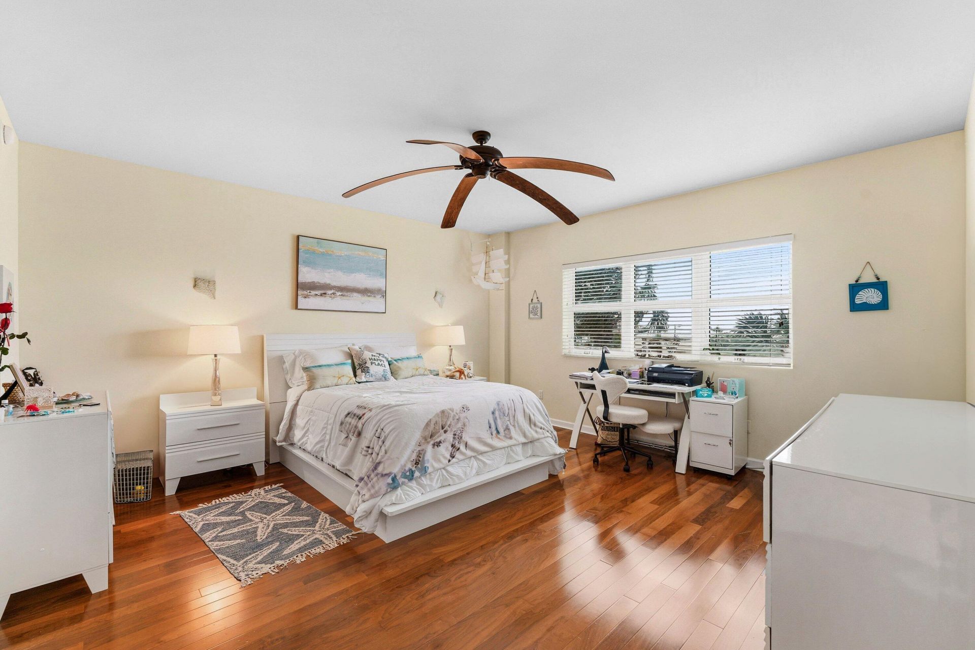 2650 Lake Shore Drive, Unit 301, Riviera Beach, FL 33404 Photo