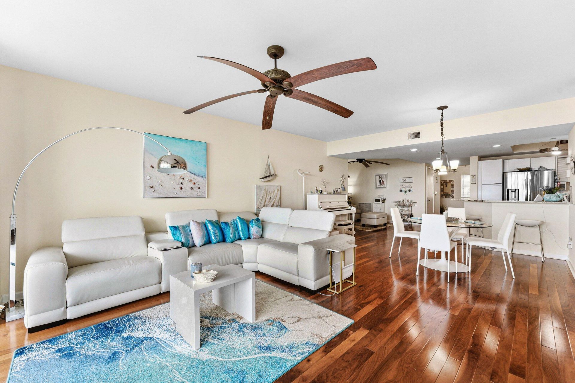 2650 Lake Shore Drive, Unit 301, Riviera Beach, FL 33404 Photo