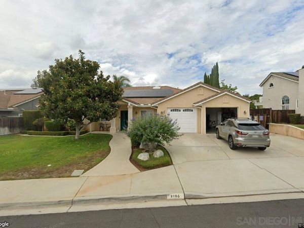2186 Flint Ave, Escondido, CA 92026