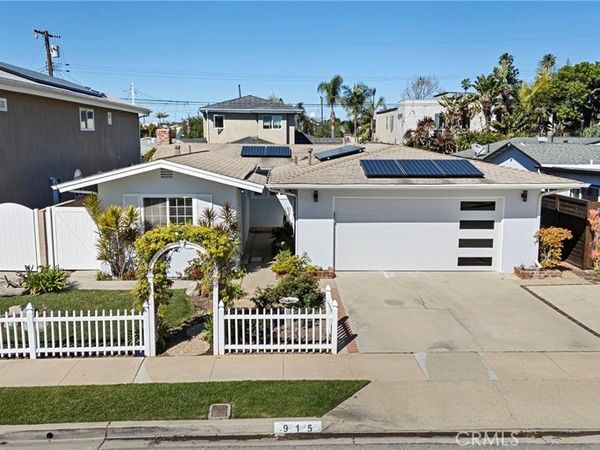 915 Coastline, Seal Beach, CA 90740