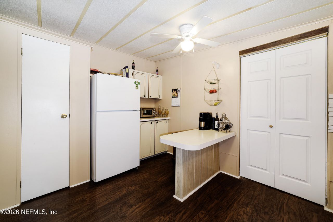 206 Dolphin Drive, Georgetown, FL 32139 Photo