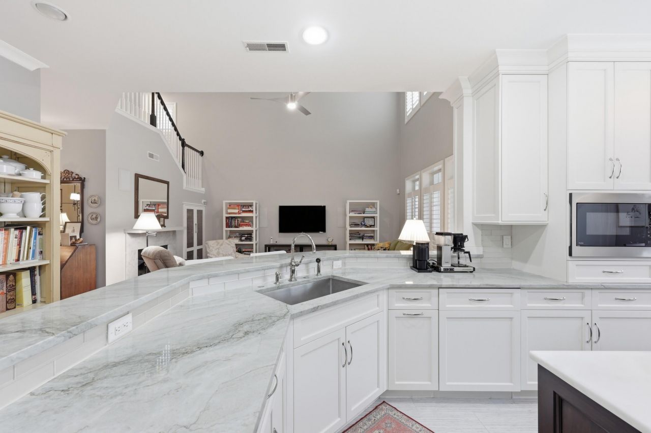 2011 Hammond Drive Photo 12