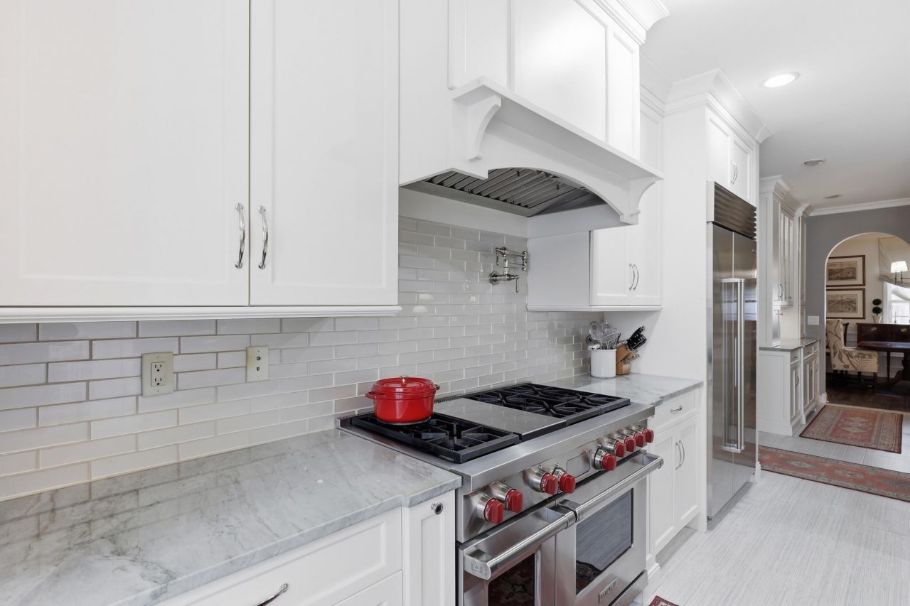 2011 Hammond Drive Photo 13