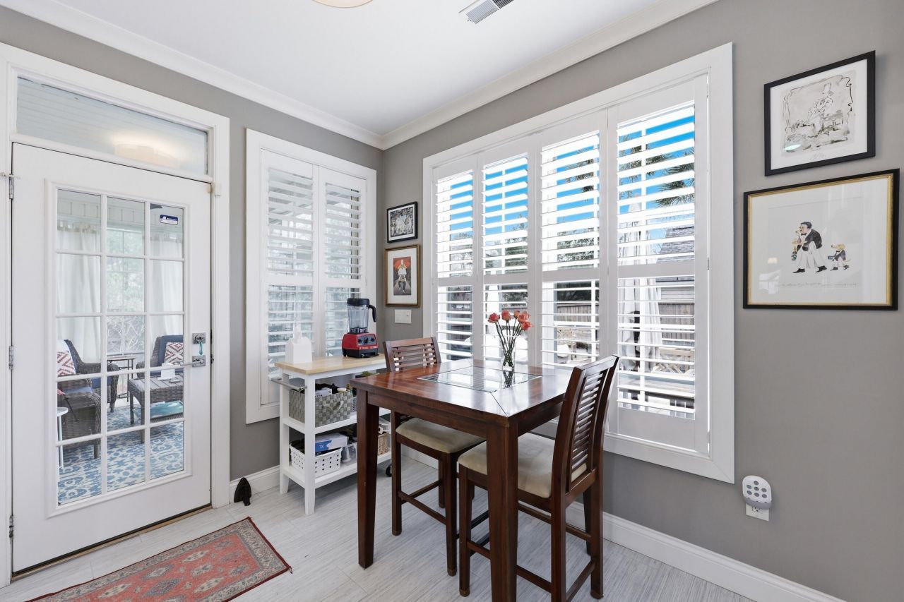 2011 Hammond Drive Photo 14