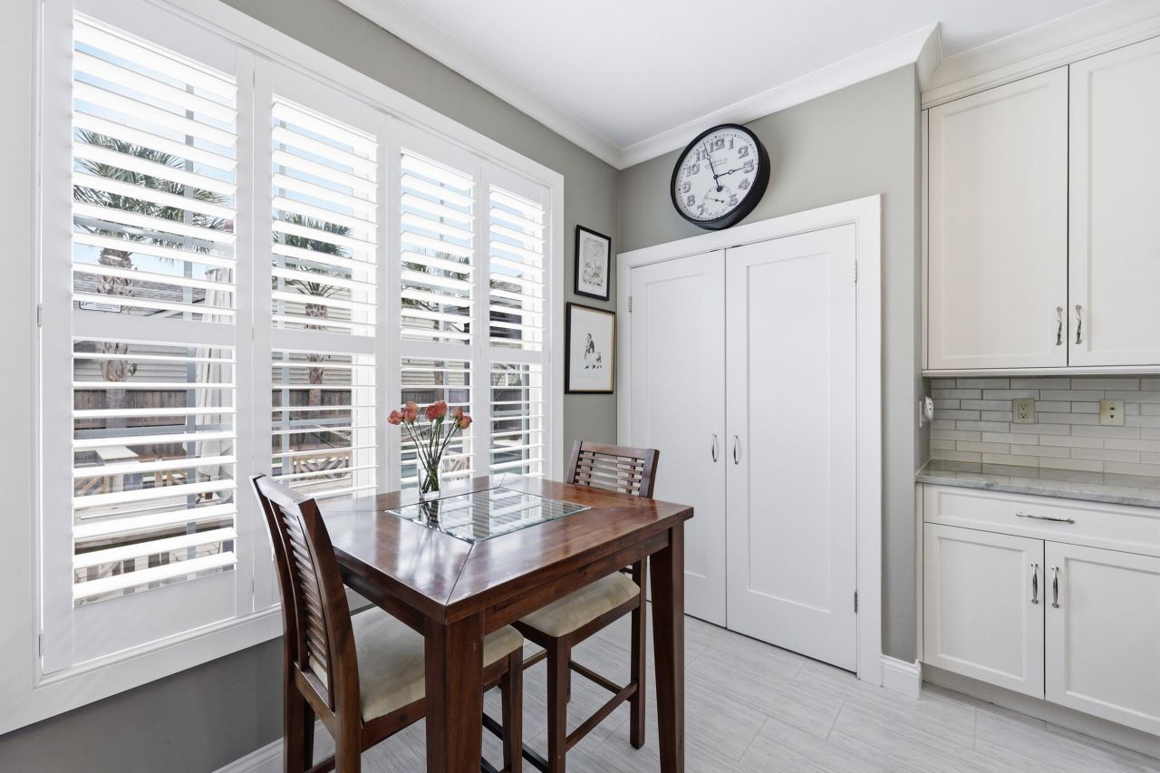 2011 Hammond Drive Photo 15