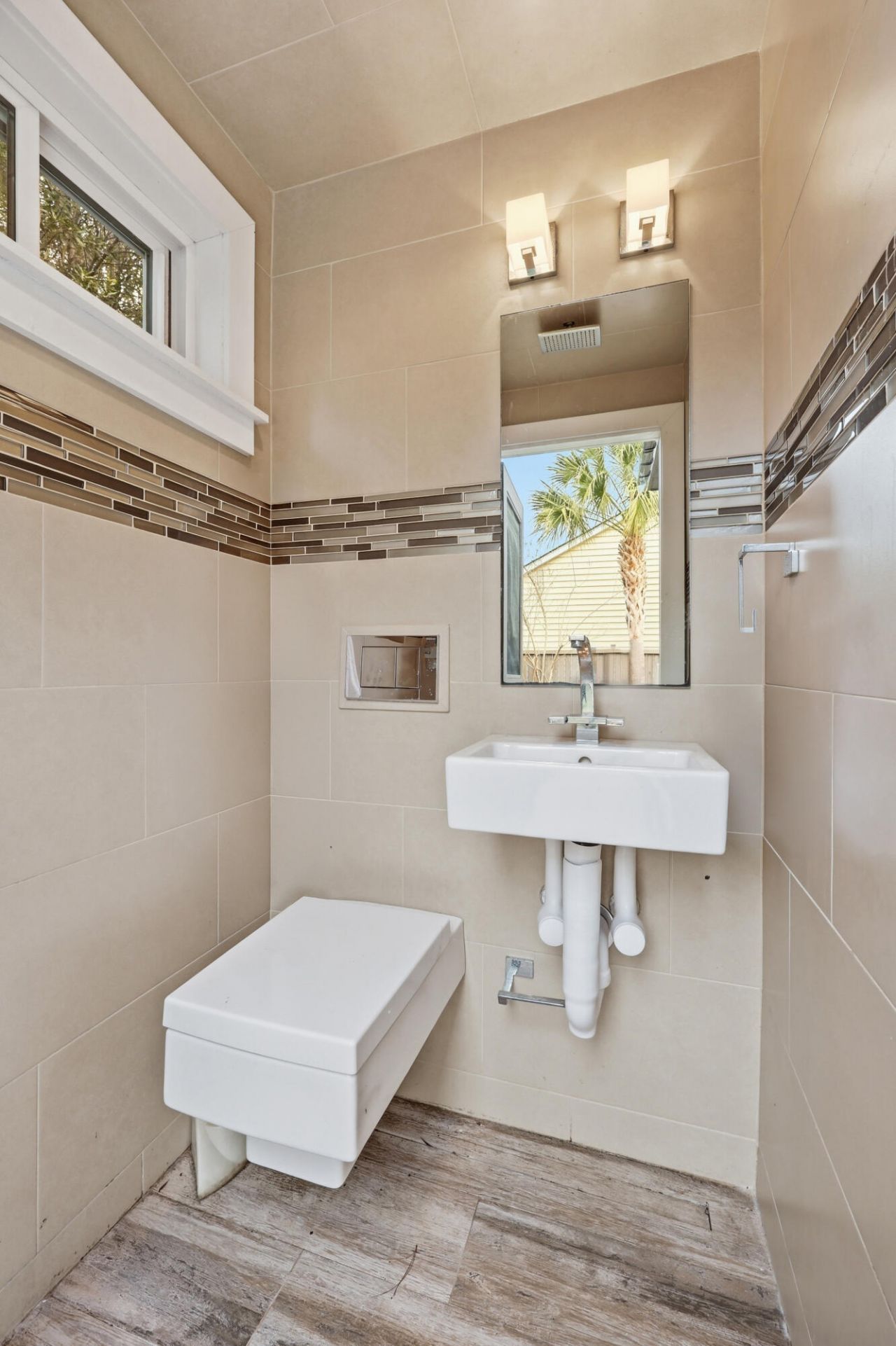 2011 Hammond Drive Photo 34