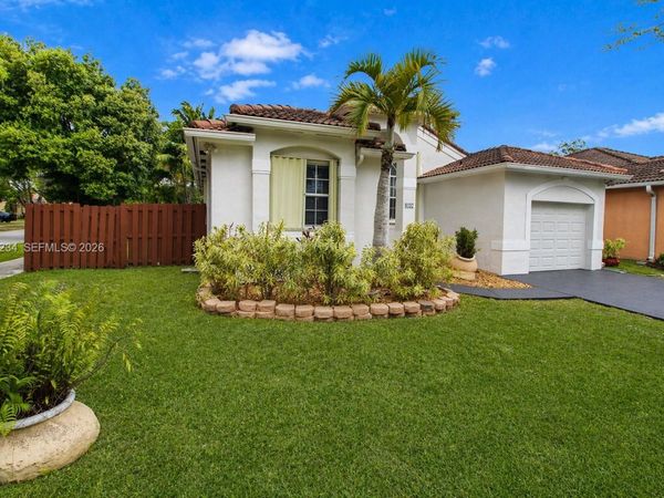 9437 SW 183rd Ter, Palmetto Bay, FL 33157