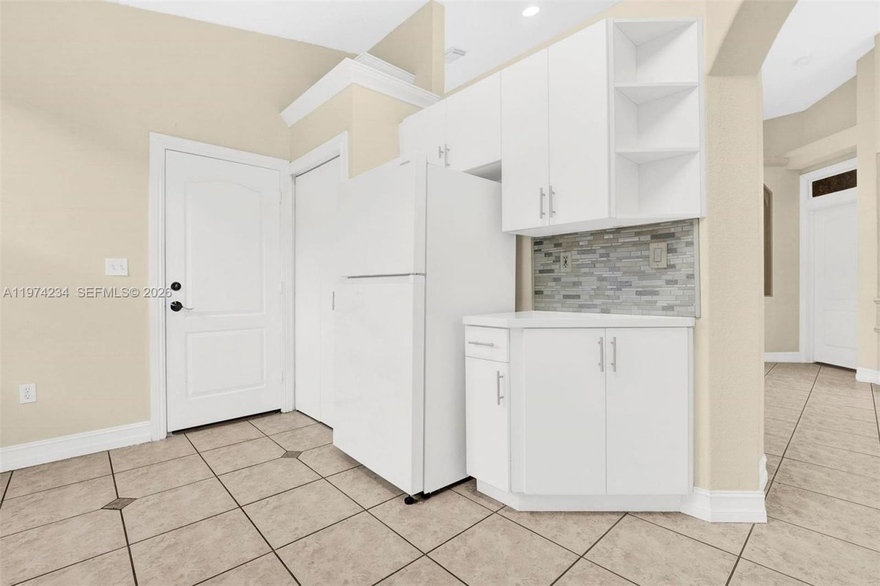 9437 SW 183rd Ter, Palmetto Bay, FL 33157 Photo