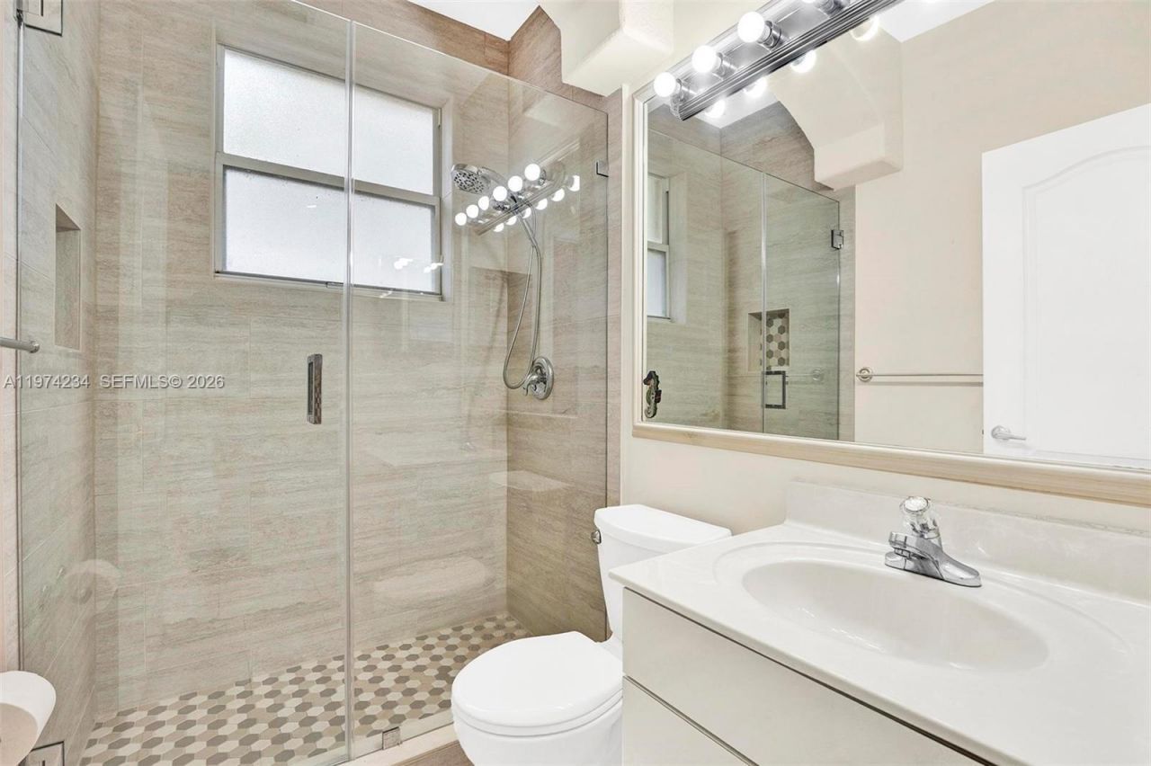 9437 SW 183rd Ter , Palmetto Bay, FL 33157 Photo