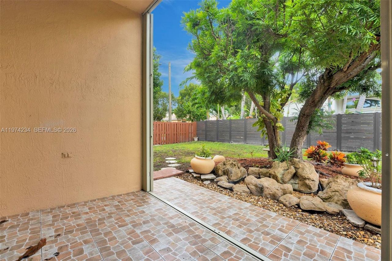 9437 SW 183rd Ter , Palmetto Bay, FL 33157 Photo