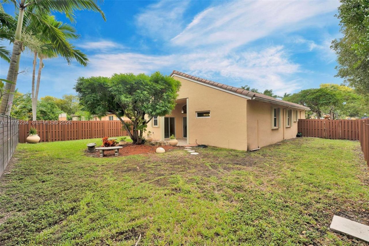 9437 SW 183rd Ter , Palmetto Bay, FL 33157 Photo