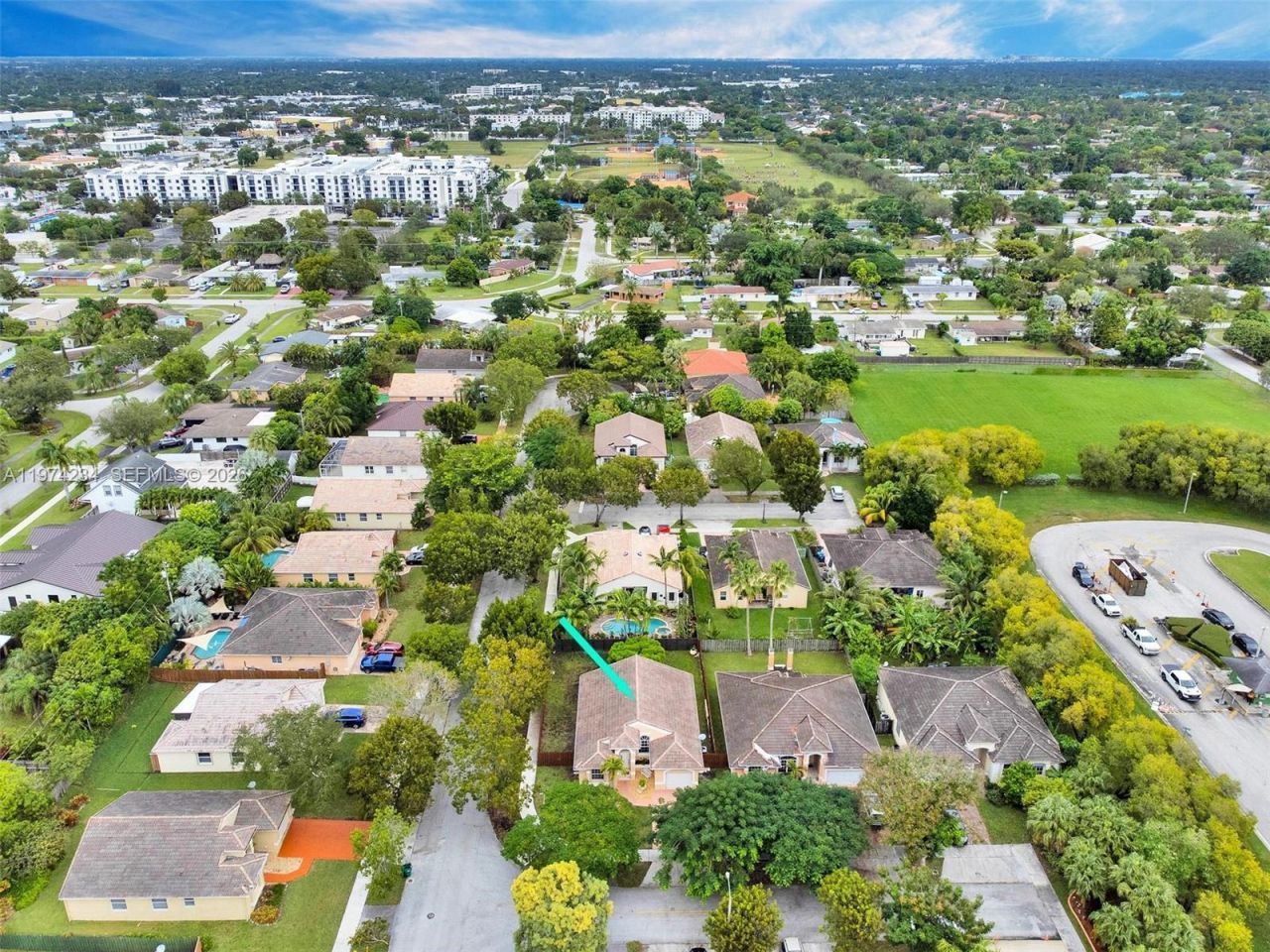 9437 SW 183rd Ter, Palmetto Bay, FL 33157 Photo