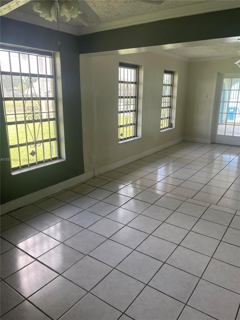 3241 NW 154th Ter , Miami Gardens, FL 33054 Photo