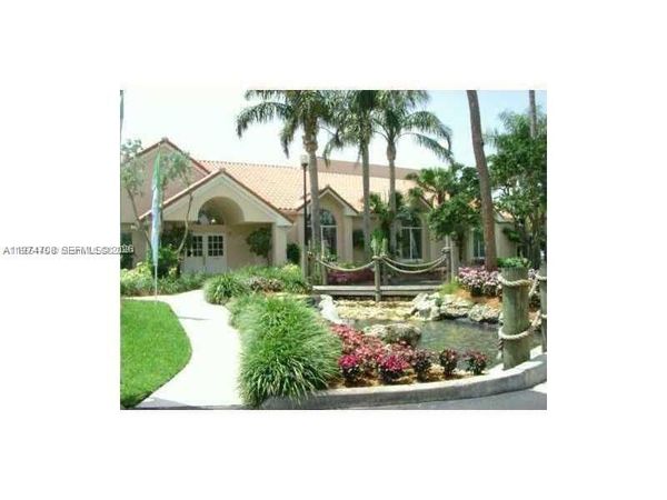 3390 N Pinewalk Dr N, Unit 1038, Margate, FL 33063