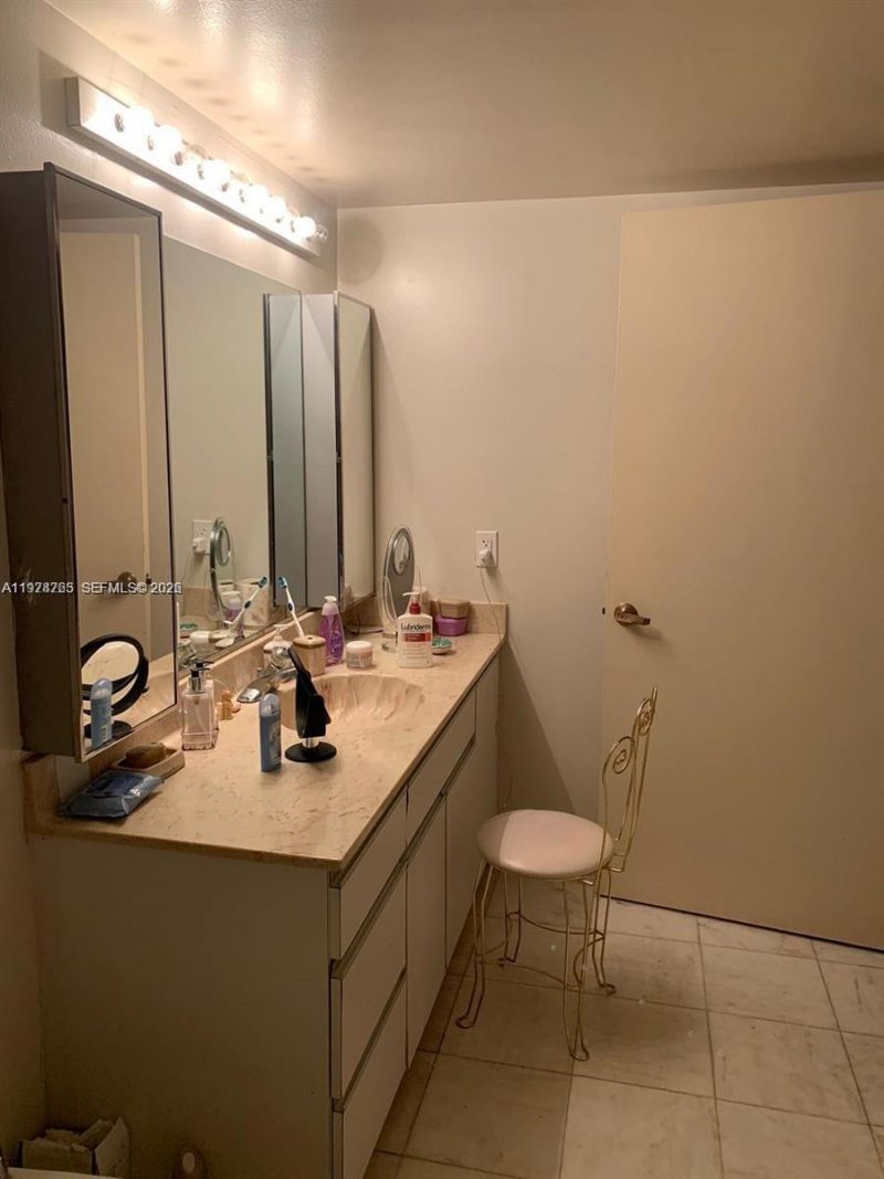 8877 Collins Avenue , Unit 506, Surfside, FL 33154 Photo